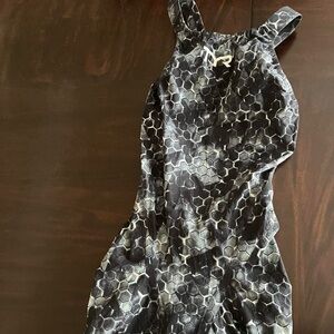 TYR Avictor Tech Suit